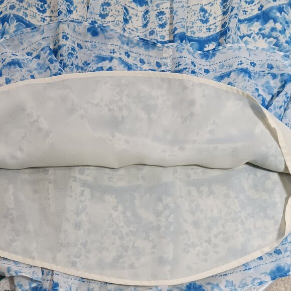 Chaps brand size 8 blue flirty lined ruffled watercolor flower design skirt - Picture 3 of 5